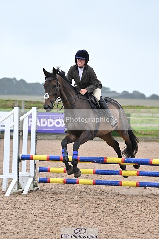 240813-175306-00525 - Classes 5 A&B & 6 80cm