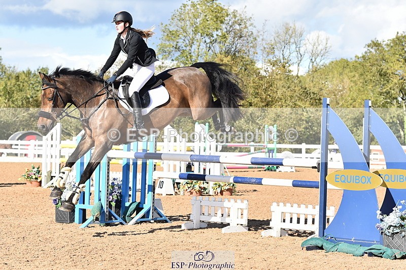 231014A-142358-05280 - Cls 15 1.05m Amateur Q 2nd R