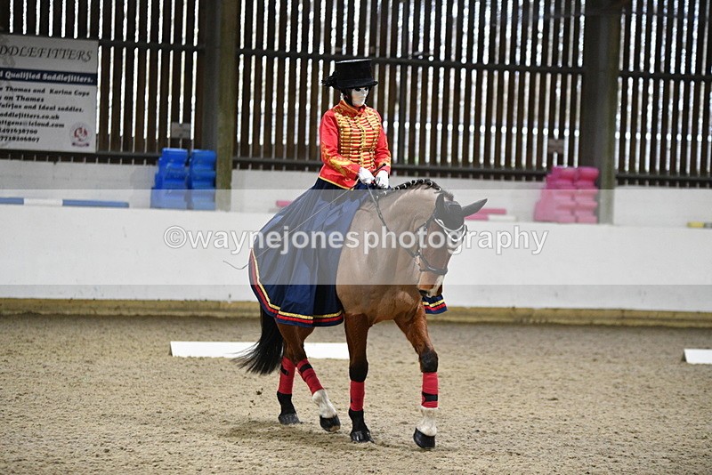 WJ5_9346 - Time 13:04 to 13:41 Fancy Dress DTM