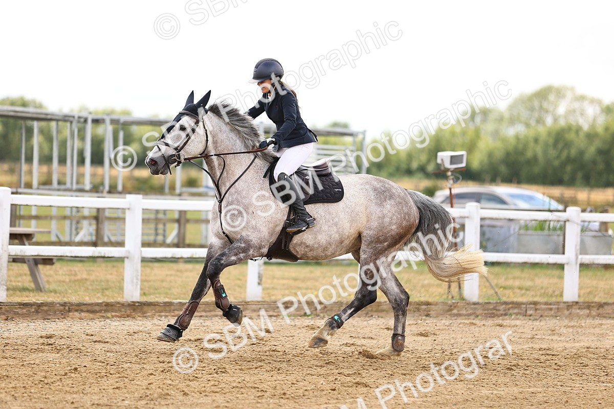 SBM_026797 - Class 13 - Senior Newcomers - 1.10m