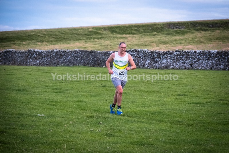 DSCF4111 - Eshton Moor  - Wharfedale Harriers