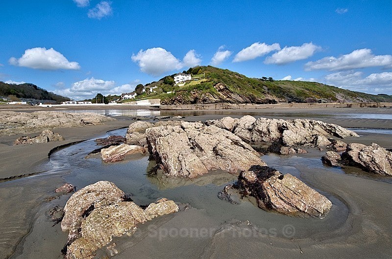 Millendreath Beach at low tide - Looe