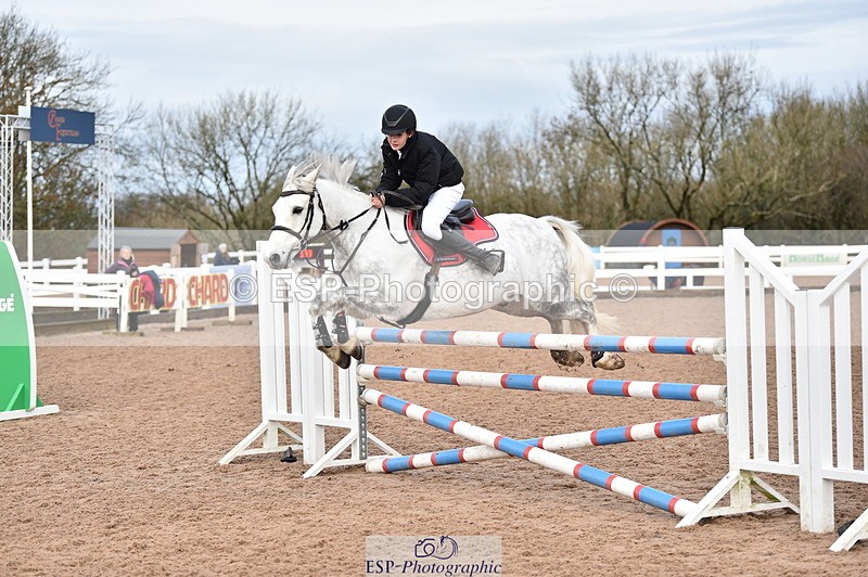 231203A-113522-00912 - Cls 4 Newcomers & 1m Open