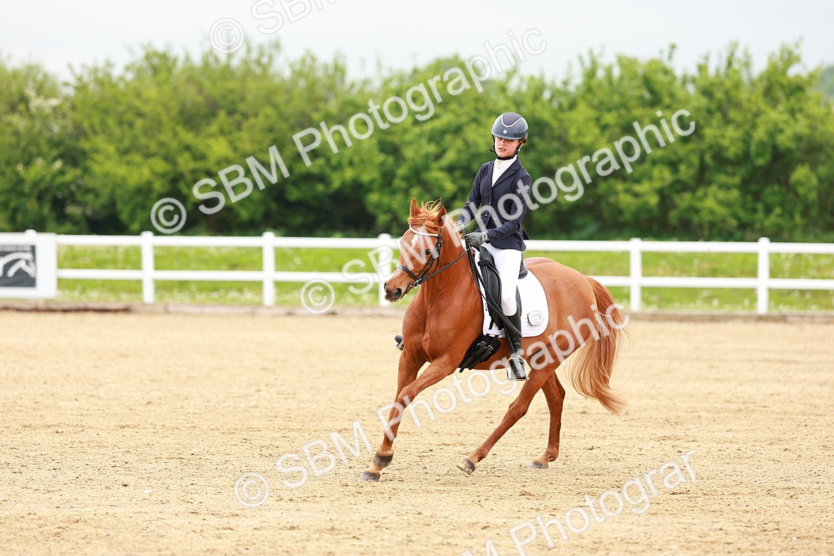 SBM_005225 - Class 16 - Novice 6