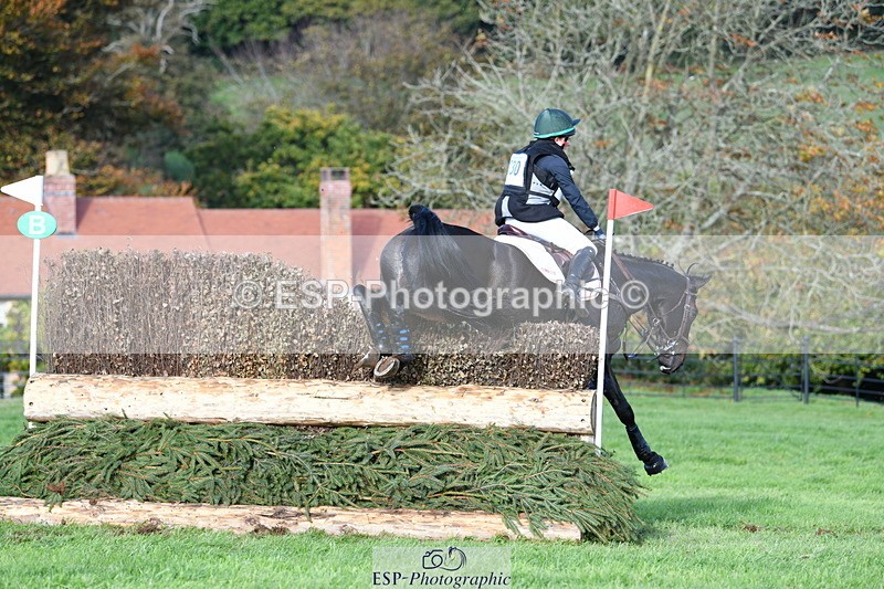 251024A-150620-13671 - C-230-Ciara.O.Connor
