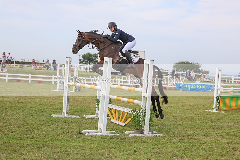 3E7A0957 - Class D: Showjumping Senior Newcomers/1.10m open