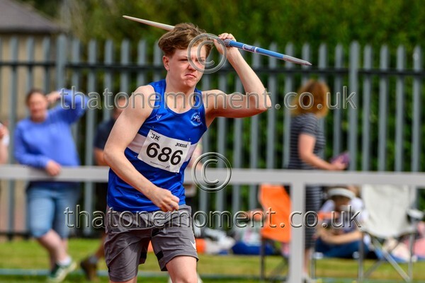 Age25SAT-925840 - Field Male