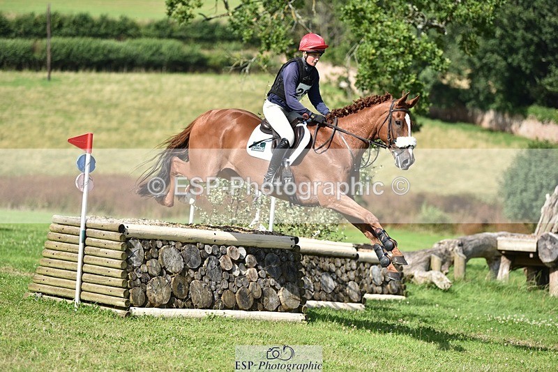 240803-161734-09226 - 280-Rosie_Bradley-Hole-FISHKHOV