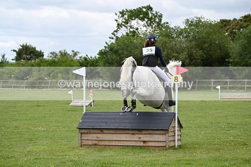 WJ6_3547 - Class 5 80cm Pairs