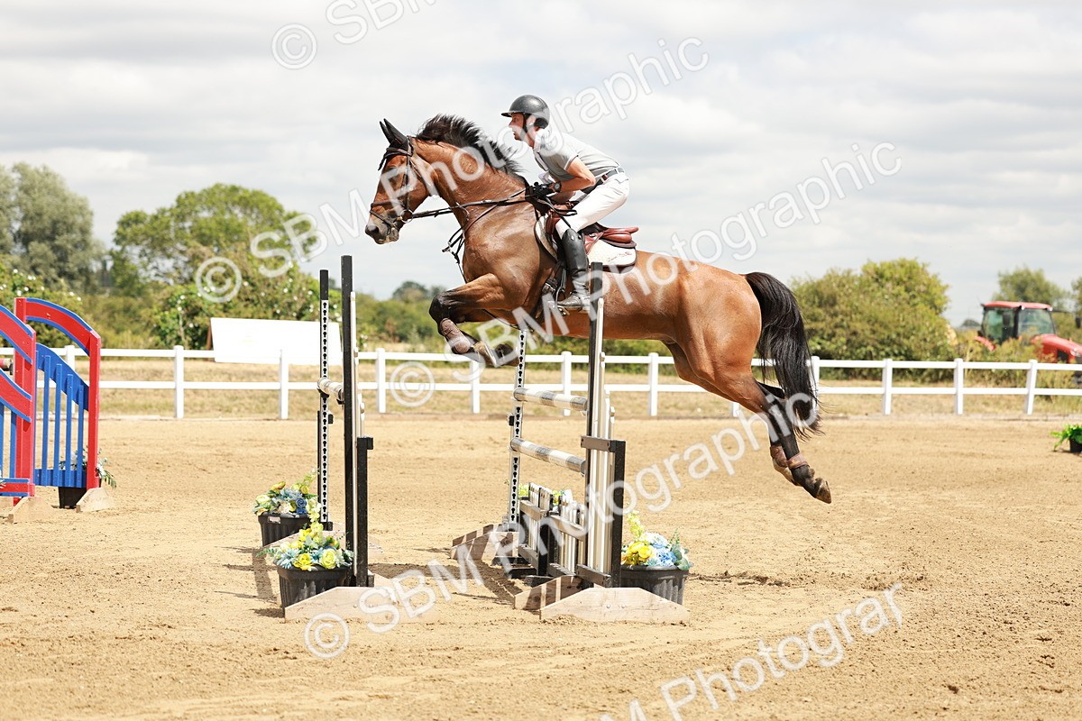 SBM_018475 - Class 21 - Senior Newcomers Championship 2d Rd