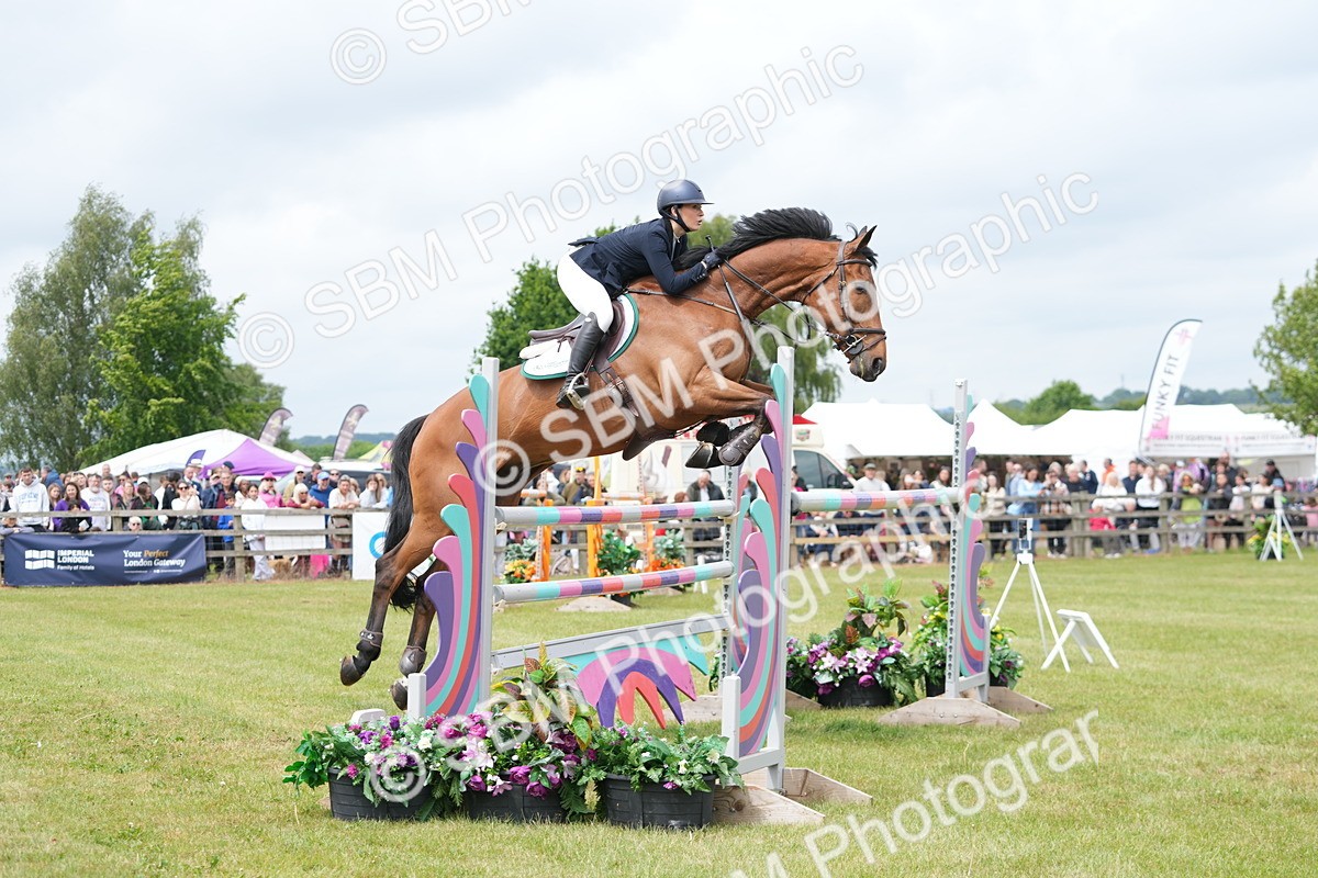 SBM_06551 - Class 202 - National 1.40m Open