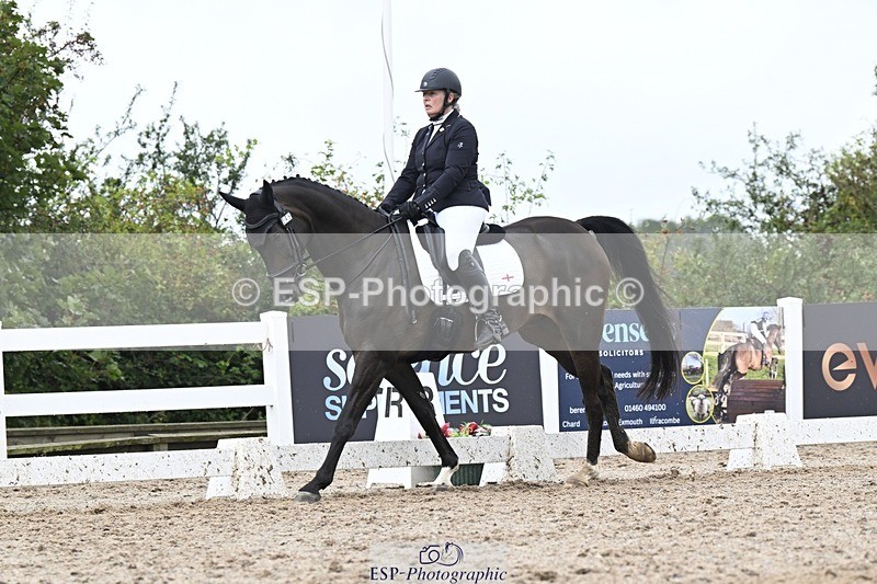 250907-153254-09142 - 049-Laura.ColeGavin.10