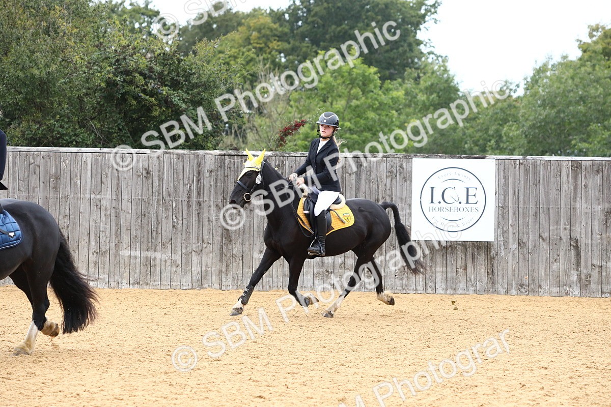SBM_64130 - J65 - Junior pony 70cm Championship