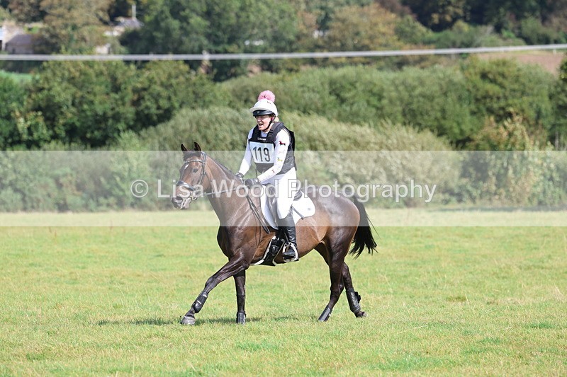 3E7A6672 - Class 1: Trebudannon Open: Pheasant Feeder
