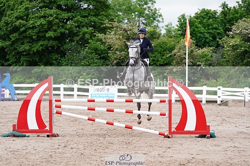 250524-121510-06561 - Cls 21 A&B Snr Disco & 1.00m Open