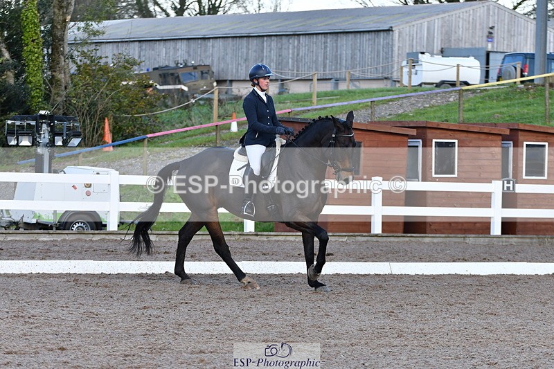 231104A-124112-00522 - Cls 12 Music Medium