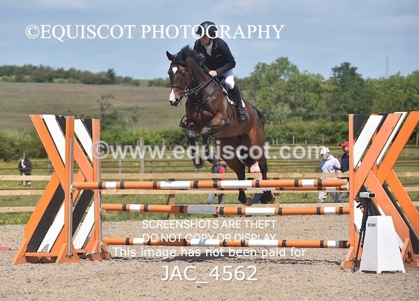 JAC_4562 - CLASS 6 Senior Newcomers/ 1.10m Open