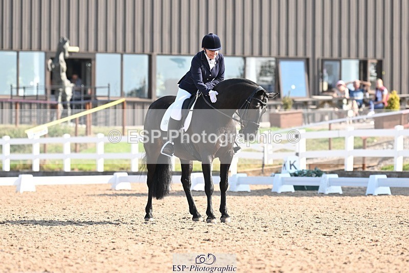 250816-094026-02949 - 084-Nicki.ReedWoodbank.Merlin