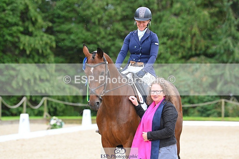 230813-162912-08321 - Medium Bronze Presentations