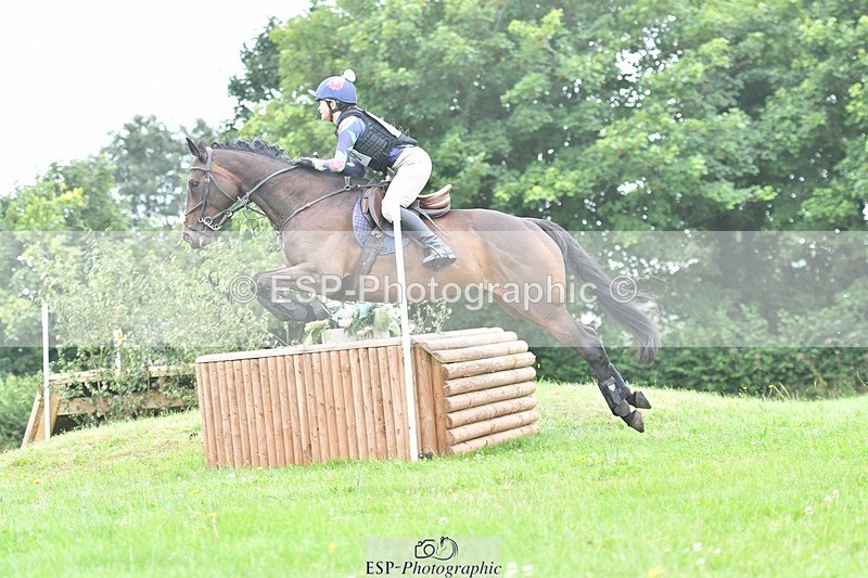 240803-113625-03244 - 109-Harriet_Parkes-JUST_HENNY