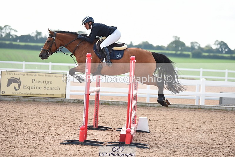 230902A-123912-01081 - Cls 9 1.10m Amateur Quali