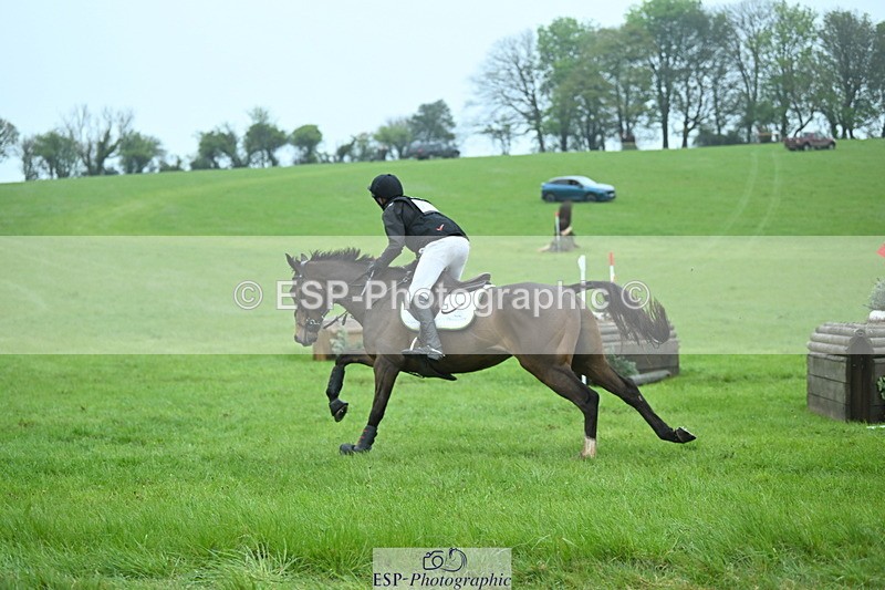 250418-161238-06755 - 355-Xanthe.Baylis-MONBEG.BY.MAGIC