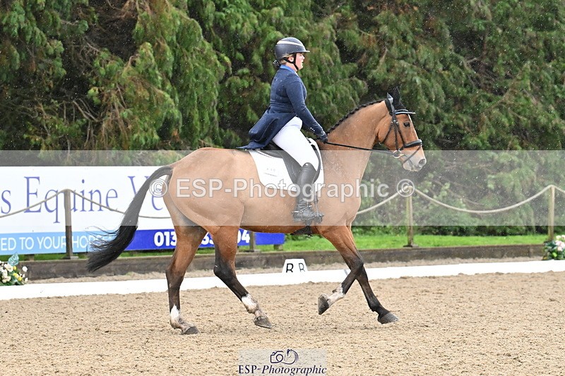 251023A-125403-02029 - C-240-Issy.Hollidge