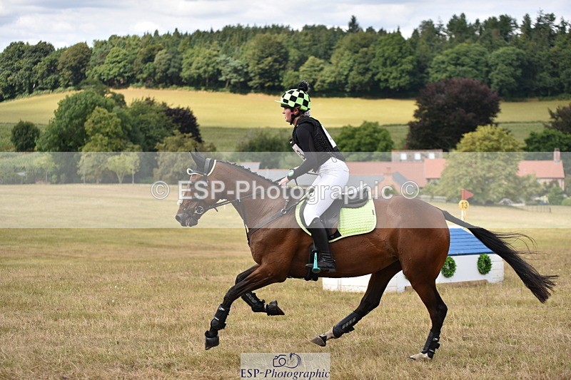 250802A-151640-06968 - F-268-Caitlyn.Faull-HAY.THERE.MONA