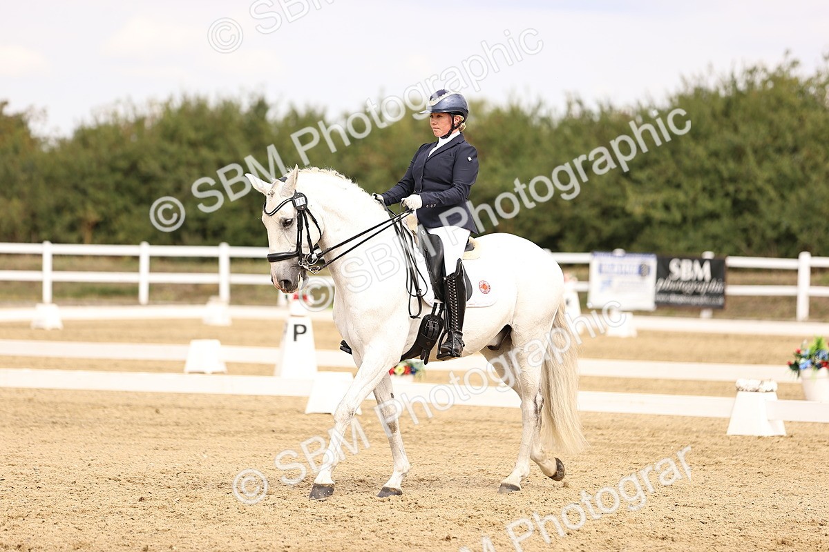 SBM_012959 - Class 2 - Advanced Medium 5 - 10.35-11.55