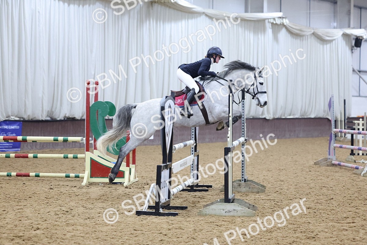 SBM_003443 - Class 11 - Blue Chip Pony Newcomers - 1.00m Open