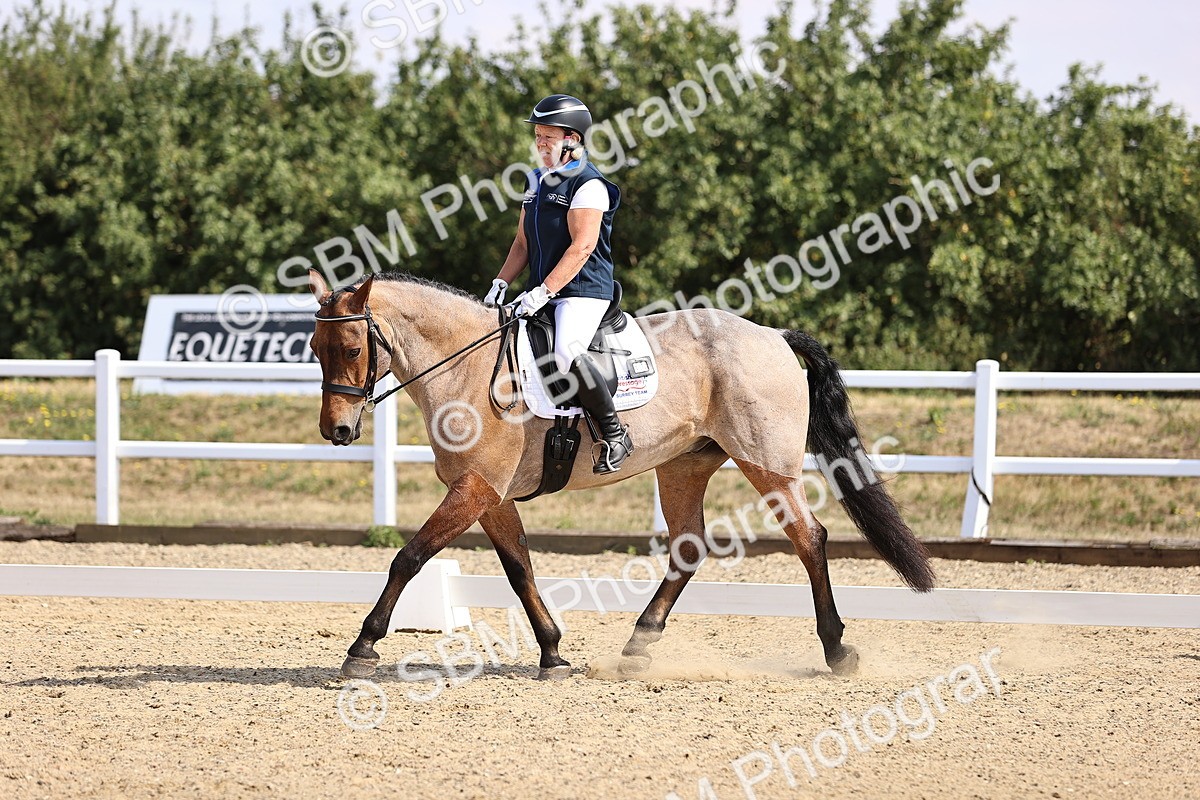 SBM_006522 - Intro 3 - 9.46-10.46