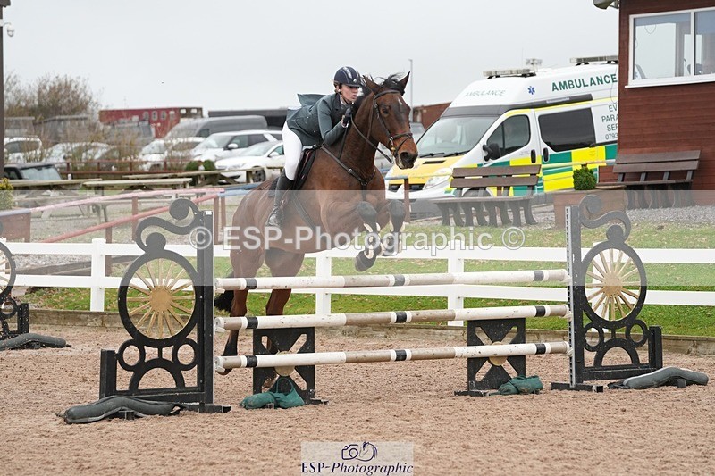 251109-104234-03441 - Cls 19 Snr 1.05m Open