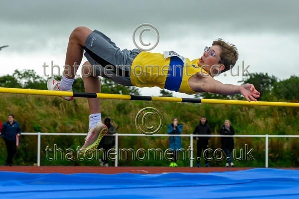 ComMast25-910949 - Field Male Set Two