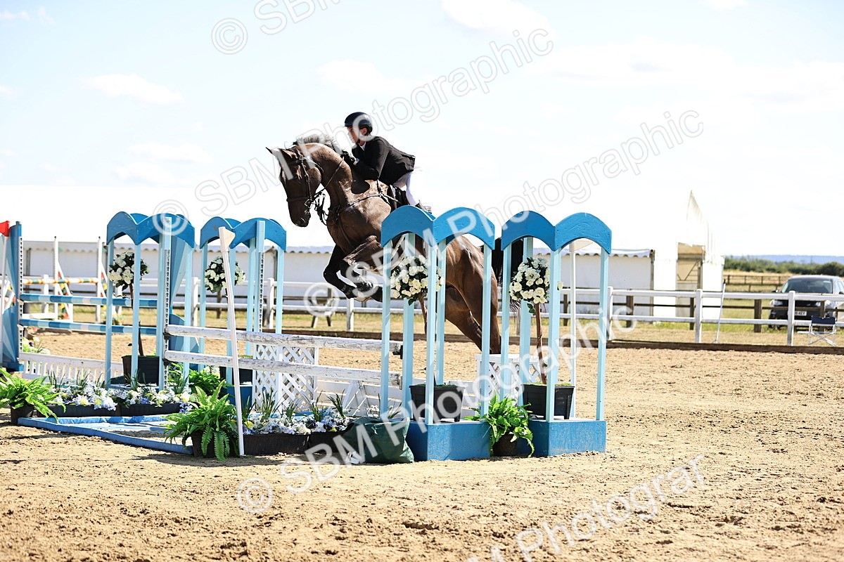 SBM_015497 - Class 16 - Senior foxhunter - 1.20m Open
