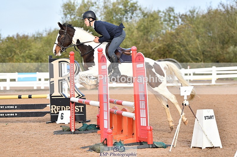 231028A-111504-00745 - Cls 2 British Novice & 80cm Open