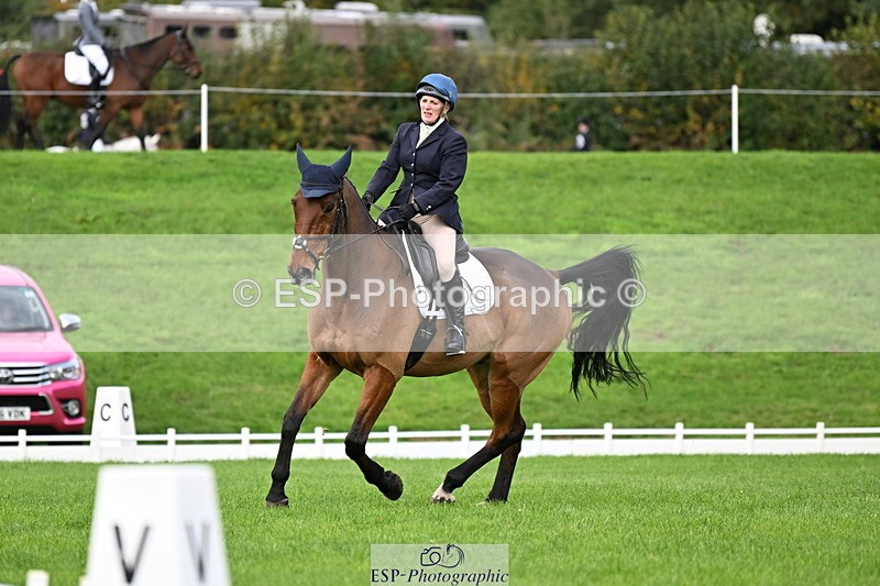 251023A-113703-03622 - G-514-Carolyn.Price With Trot Up