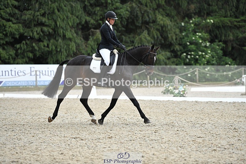 230525-130756-02100 - 114-DARK_SIDE_OF_THE_MOON_LS-Bundy_Philpott-WEDTrotUp+DR