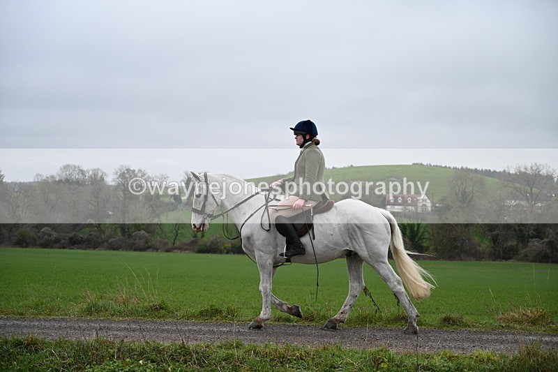 WJ7_9648 - Walk out..