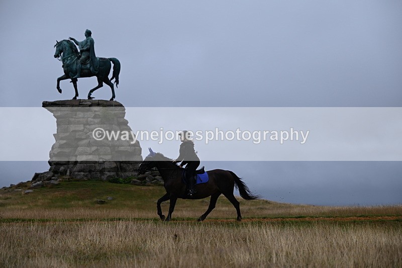DSC_2079 - Time at Statue 12:13 to 12:32