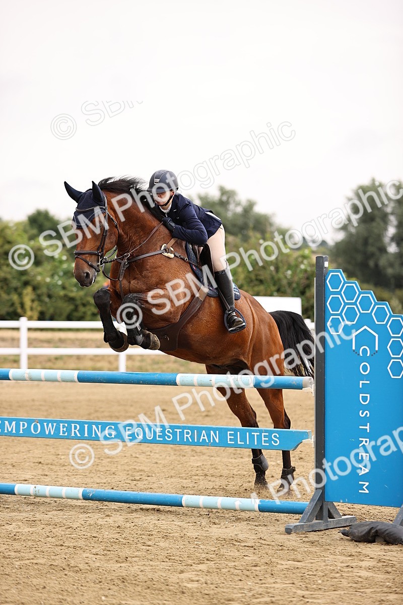 SBM_026345 - Class 12 - Amateur Championship Qualifier 1.05m