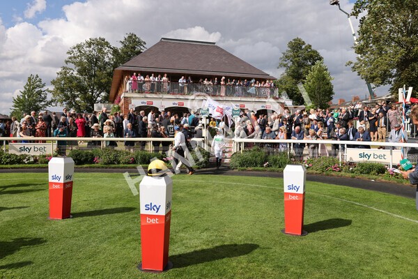 yr20082022r4-63 - Race 4 3.35pm Sky Bet Ebor