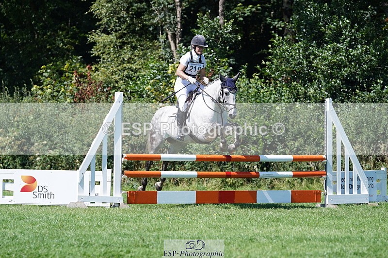 240811A-141930-04258 - 219-