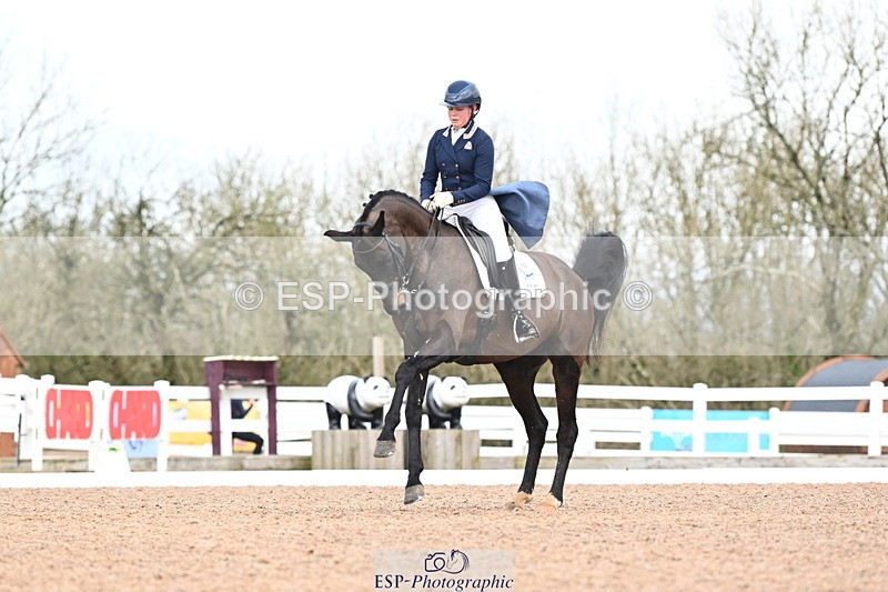 240218A-122858-07147 - 160-Abbie.Newbury-Seagry.Firstamour