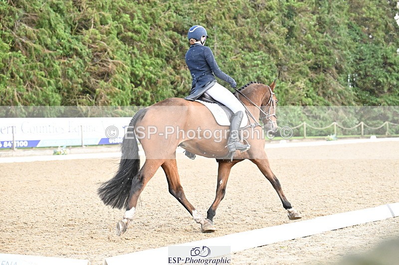 251023A-155111-05751 - A-010-Claire.Stallard-Penoyre