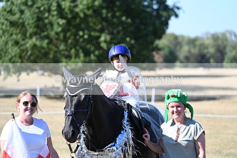 WJ7_2627 - Class 45 Fancy Dress (My Fav)