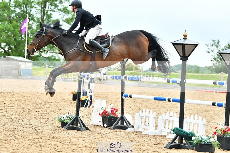 230611A-153104-06453 - Cls 28 Chard Grand Prix