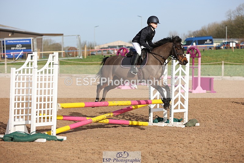 240210A-105117-00609 - Cls 17+18 Club and Schools 70cm