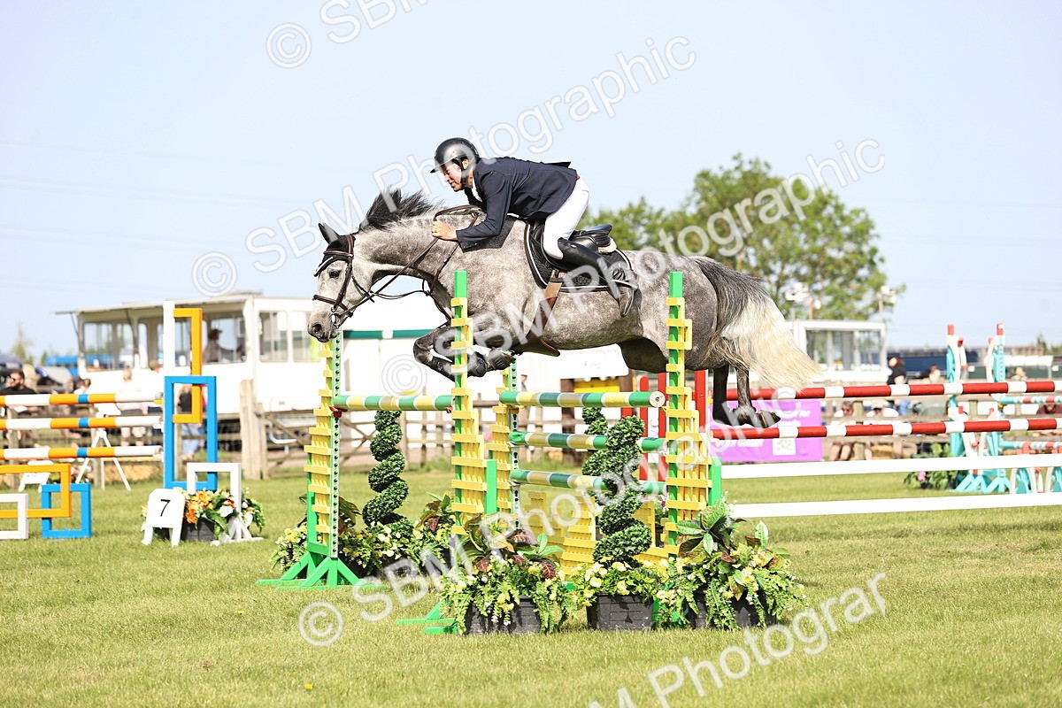 SBM_01568 - Class 200 - Martin Grant Homes Welcome Stakes 1.25m Open