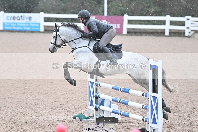 231210A-090136-02020 - Cls 15 British Novice