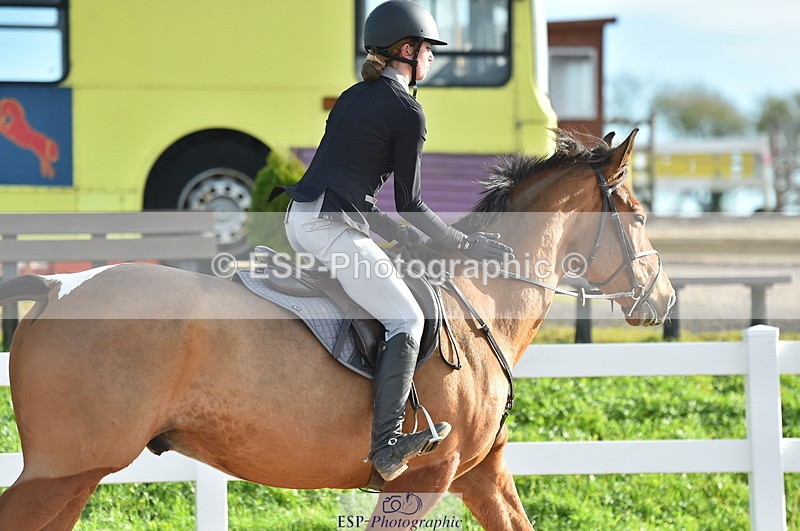 231111A-111130-01586 - Cls 11 Snr 1.05m Open